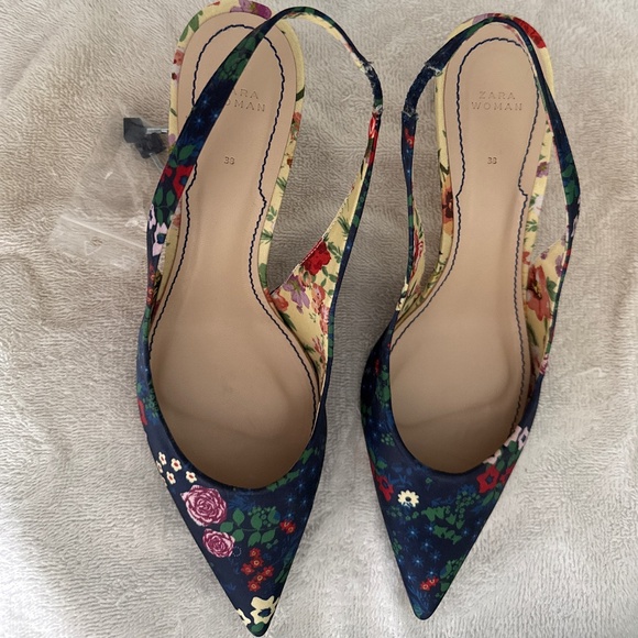 Zara Blue/Yellow Multi Mixed Floral Pointed Toe Heels 7M NEW WITHOUT TAGS OTHER - Picture 1 of 10